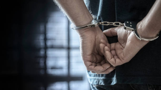 Lo detuvieron por tocar a una nena en la vía pública pero la Justicia lo liberó a las pocas horas