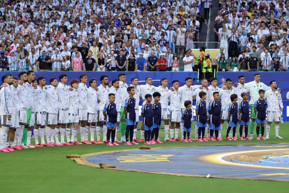 La Selección Argentina juega con Inglaterra, por el Mundial 2026