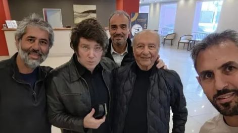 Adrián Menem, Javier Milei, Lule Menem, Eduardo Menem y Martín Menem&nbsp;