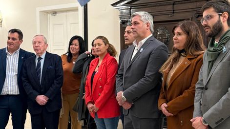 Los bloques de la oposición se unieron para presentar un proyecto en común en la Legislatura