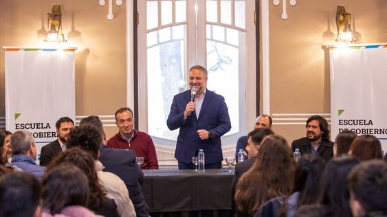 Maipú Municipio impulsa la Escuela de Gobierno