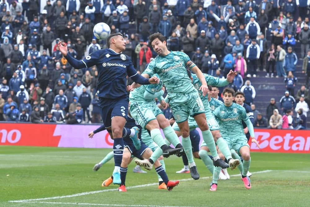 Por la 9° fecha del Torneo Clausura, Independiente Rivadavia recibió a Aldosivi en el estadio Bautista Gargantini. 
