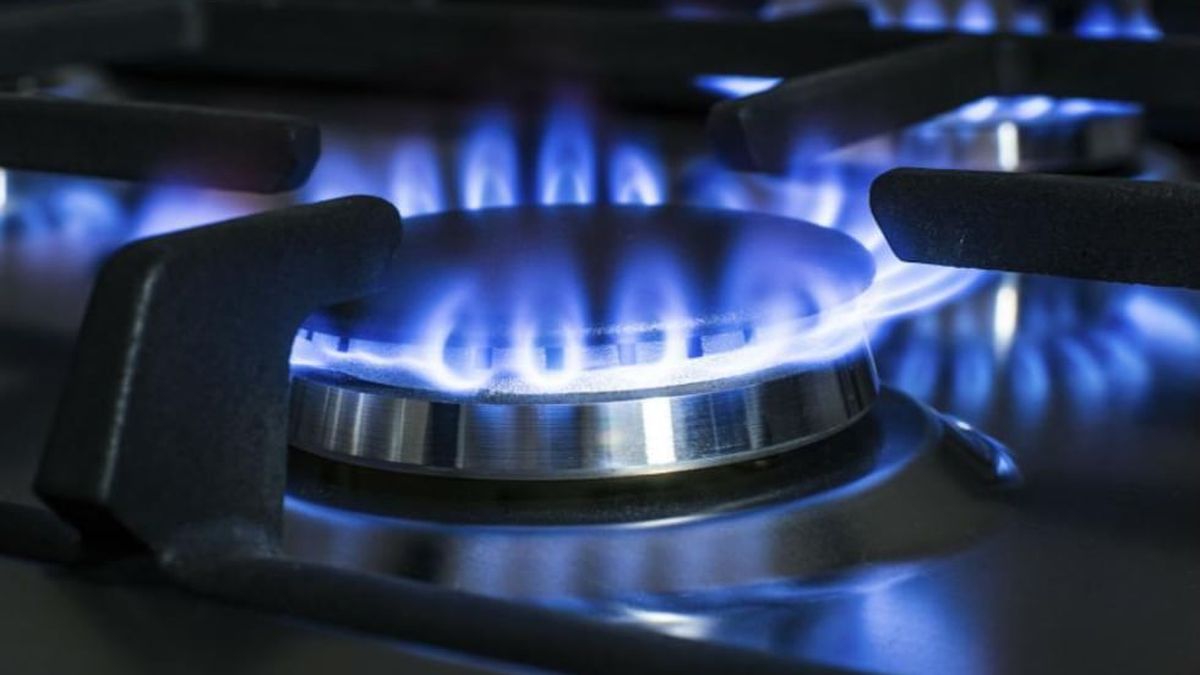 El Gobierno eleva al 75% los subsidios de gas en mayo por la suba internacional de la energía