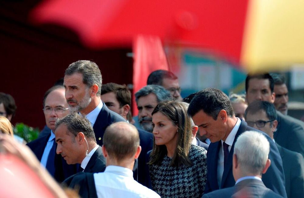 La incómoda situación de los reyes Felipe y Letizia en los homenajes de Barcelona