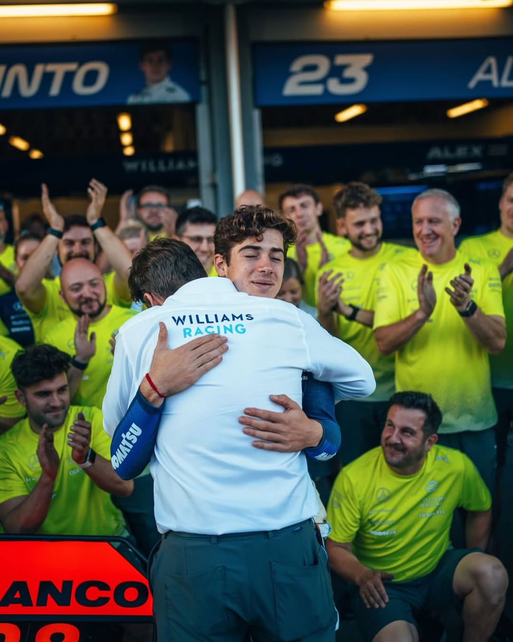 James Vowles junto a Franco Colapinto