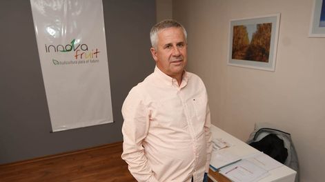 Los Andes | Alain Boulet es Ingeniero Agrónomo especialista en cultivos intensivos de arboles frutales.