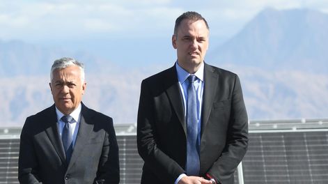 Cornejo y Adorni coincidieron en destacar el impacto del RIGI durante la inauguración del Parque Solar El Quemado en Mendoza.