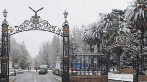 Se viene el frío y se esperan nevadas para la semana próxima, ¿llegarán al llano?