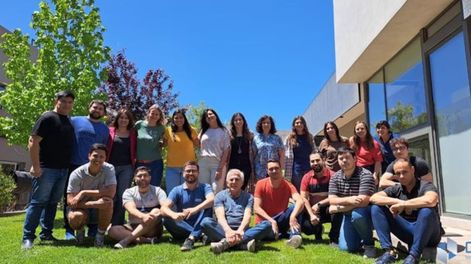 Ivonne Caneva y Alberto Garriga, y el equipo de Case sistemas integrados