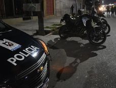 Una mujer recibió un disparo en el pecho durante un ataque a una vivienda en Ciudad.