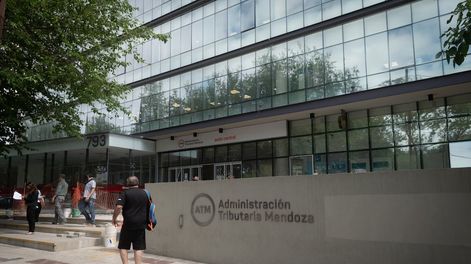 Edificio de Administración Tributaria Mendoza. Foto: Ignacio Blanco / Los Andes