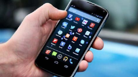 La comunicación política y los nuevos productores de contenidos - Por Rubén Peralta