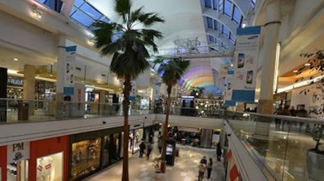 El Mendoza Plaza Shopping abre hoy dos tiendas en el espacio que ocupaba Falabella.