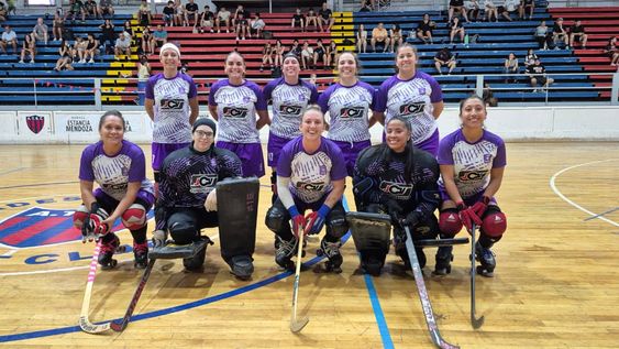 Hockey Patín. Las chicas Metaleras son las reinas de la vendimia