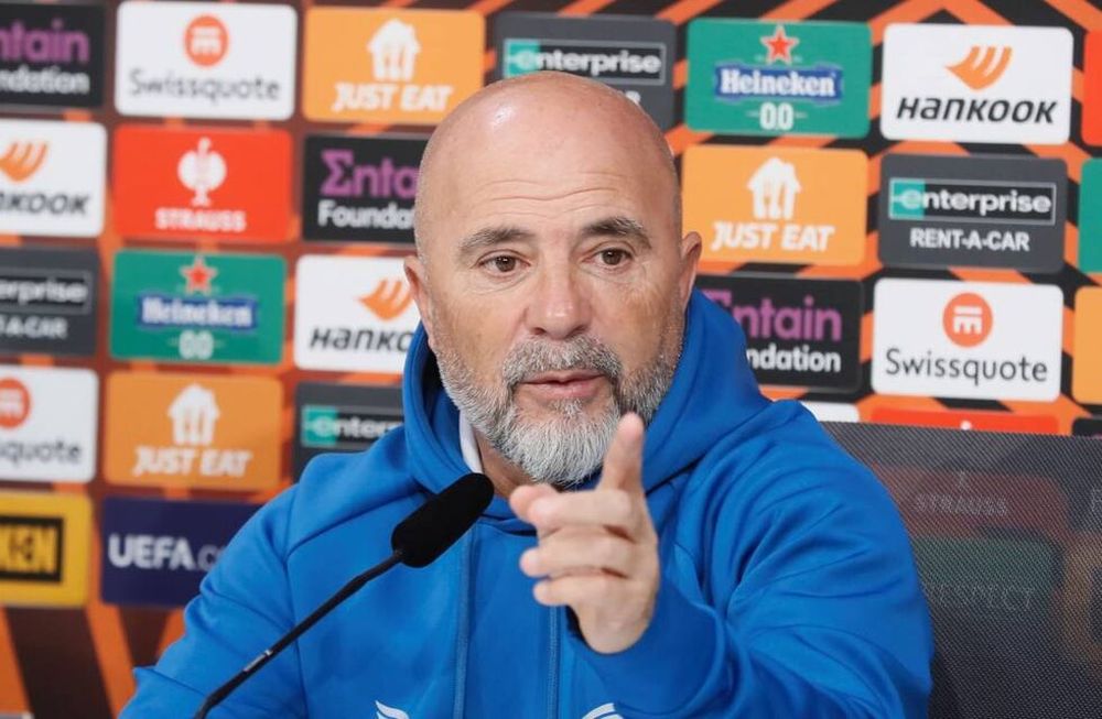 Jorge Sampaoli ya no es más el DT del Sevilla de España. / José Manuel Vidal