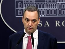 La noche twittera de Adorni: reapareció respondiendo preguntas irónicas de libertarios sobre su situación judicial. La noche twittera de Adorni: reapareció respondiendo preguntas irónicas de libertarios sobre su situación judicial.