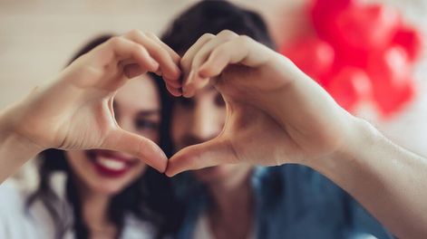 ¿Solo, con amigos o en pareja?: descubrí cómo pasarás San Valentín según un viral test de personalidad.