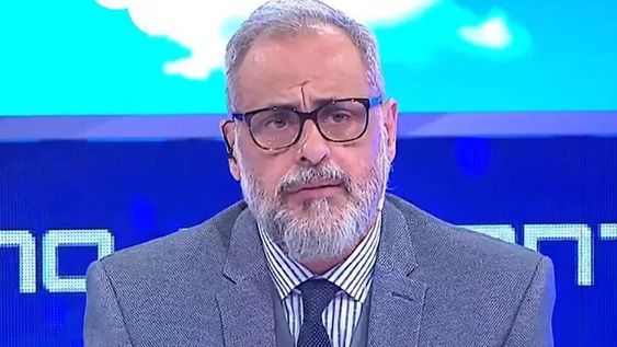 Nuevamente, Jorge Rial dio una opinión sobre la salud de Maradona, en este caso, sobre un rumor de que El Diez volvería a dirigir a Gimnasia en los próximos partidos.