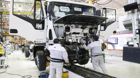 EN LÍNEA. Iveco proyecta recuperar la producción de camiones pesados que tenía en 2018, antes de la crisis. (Prensa Iveco)