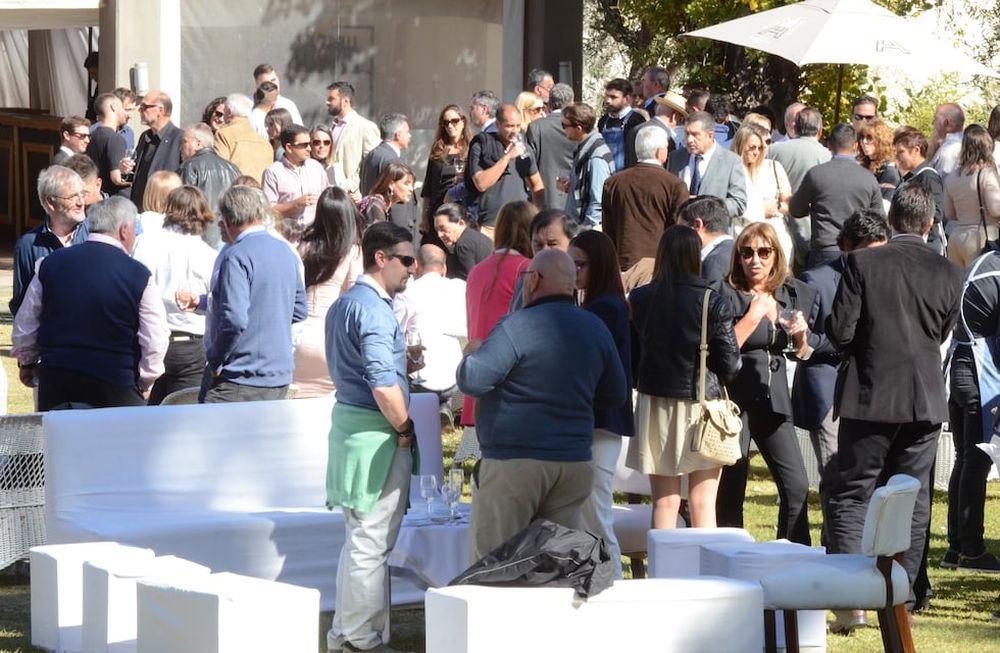 En el salón de eventos Divina Marga se vivió el tradicional agasajo del Colegio de Agrimensura de Mendoza (CAM) para profesionales matriculados.