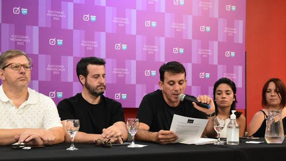 La UCR y varios partidos firmaron el acta para formalizar la alianza de cara a las elecciones sin el Pro ni la Coalición Cívica. Foto: Mariana Villa / Los Andes