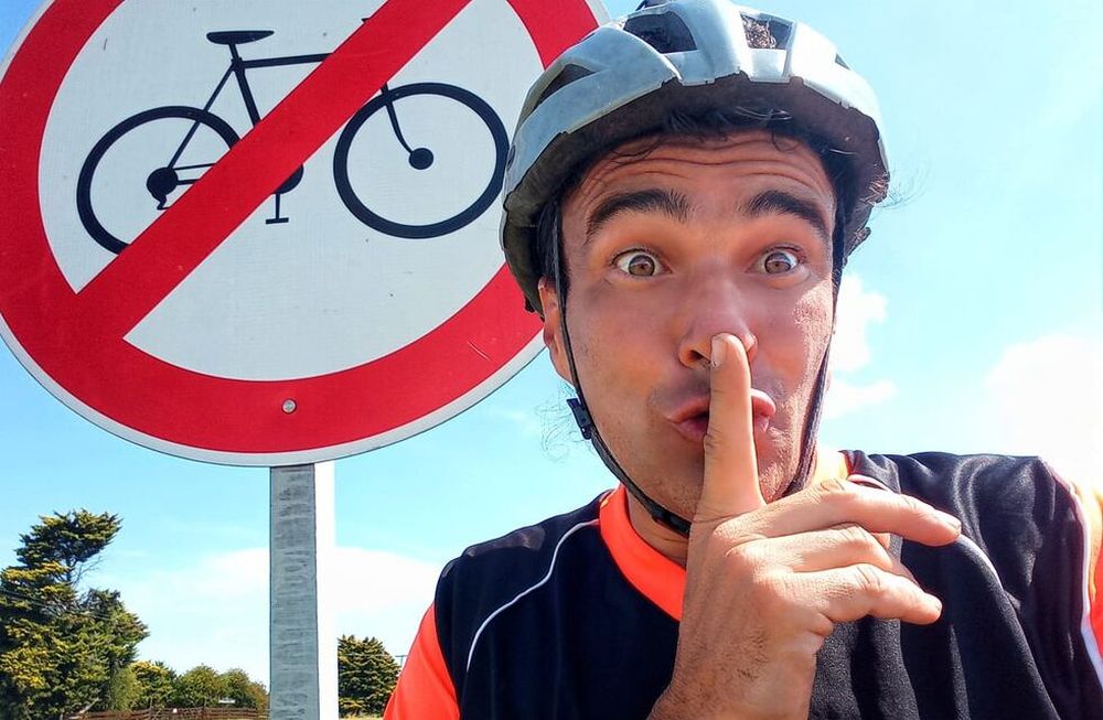 Chef a pedal: colgó los utensilios de cocina, recorre el país en bicicleta y quiere cruzar la cordillera. Foto: Gentileza Sebastián Fernández Bevans