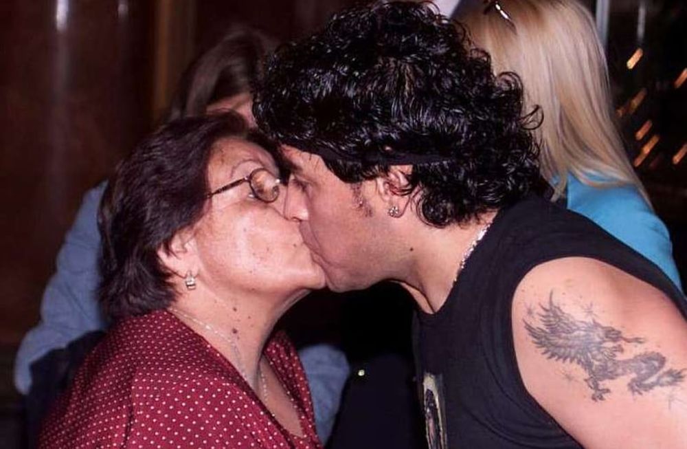 Diego Maradona y Doña Tota