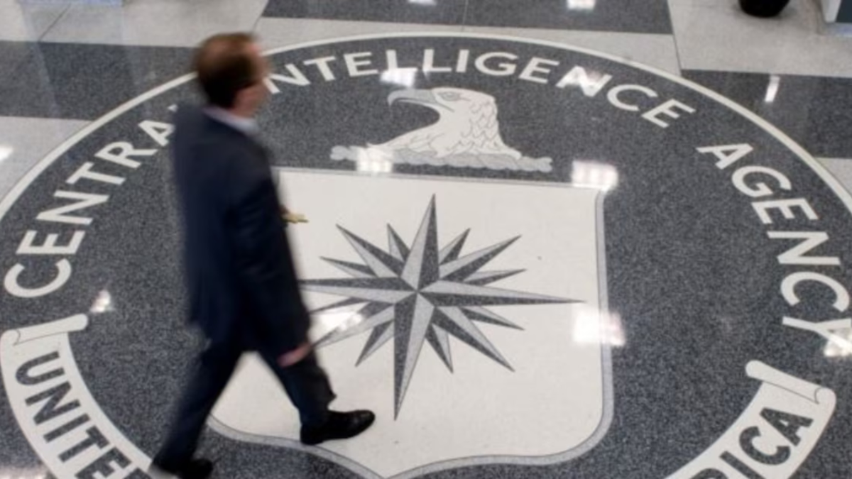 De la ciencia ficción a la realidad: la CIA localizó a un piloto en Irán por su ritmo cardíaco