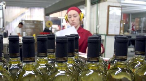 Los vinos blancos varietales tuvieron una retración del 16,7% con respecto a los despachos del primer cuatrimestre de 2022.