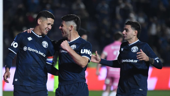 El goleador del Parque volvió a facturar esta vez con un doblete frente a Estudiantes de Río Cuarto.