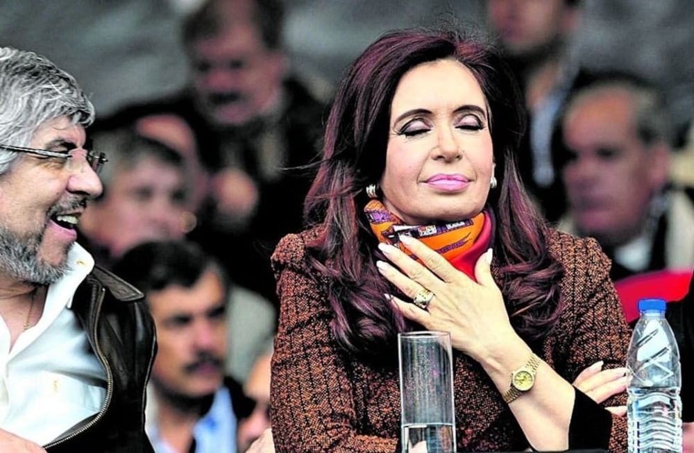Hugo Moyano, Cristina Fernández y Néstor Kirchner, las expresiones más elevadas del conservadurismo corporativo nacional y popular del siglo XXI en la Argentina.