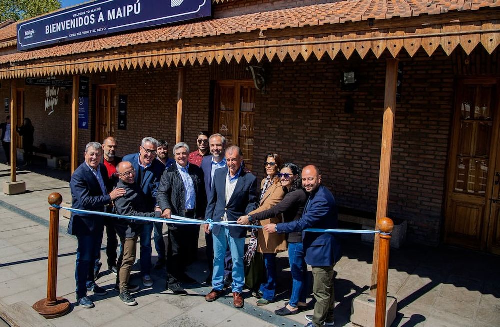 Maipú celebra el Día del Turismo con la inauguración de una renovada Estación Gutiérrez