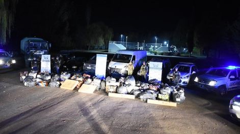 Las mercancías de contrabando decomisadas en Tunuyán. Gentileza Gendarmería Nacional.