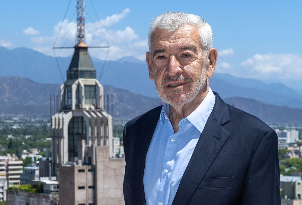 Jose Octavio Bordón En La Cima