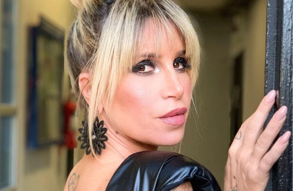 Florencia Peña posó con un bikini blanco y elevó la temperatura