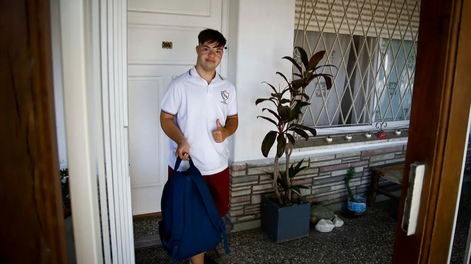 Un joven con síndrome de Down logró volver a la escuela común tras reclamar ante la Justicia: Voy por mi título.