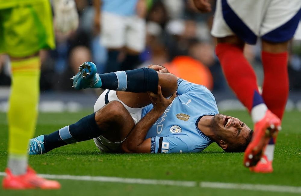 Pedri se rompió los ligamentos de su rodilla