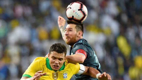 Thiago Silva de Messi: “Busca controlar el juego e influir en las decisiones del árbitro”