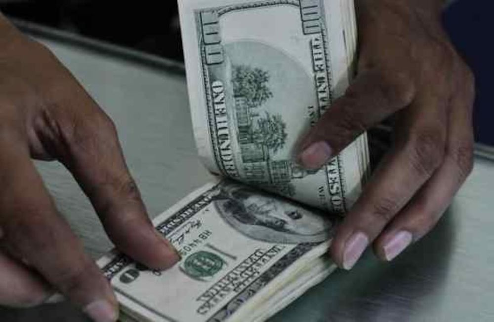 El blue se acerca a los $200 (AP/Archivo)