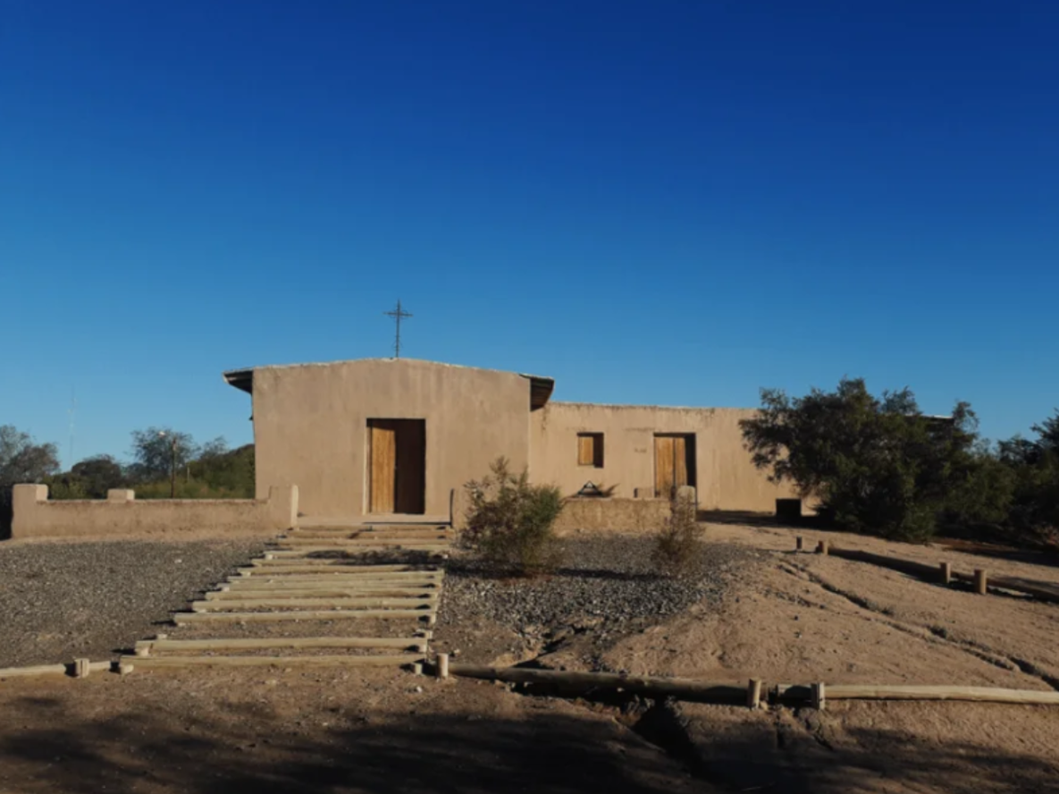 Lleva más de 20 años recorriendo la Mendoza desconocida para rescatar historias que no aparecen en los mapas