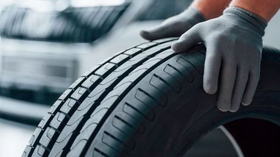 “Le va a ser más fácil encontrar restos del Arca de Noé que neumáticos”, dijo el dueño de la empresa argentina líder en fabricación y exportación de neumáticos.