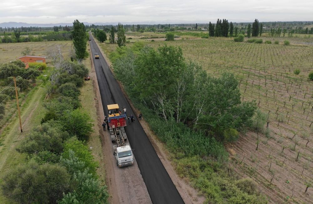 Más de 900 millones de pesos en rutas y caminos en San Rafael