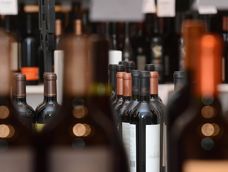 vino: por que mejoro el consumo en medio de la caida generalizada