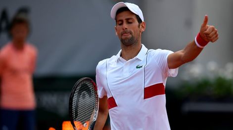 Djokovic derrotó al español Munar y se cita con Bautista