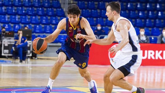 Una destacada participación tuvo el cordobés Leandro Bolmaro en la serie que Barcelona le ganó al Zenit por la Euroliga. (Prensa Barcelona)