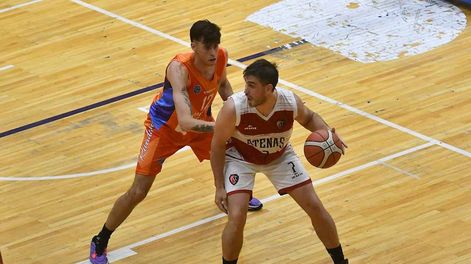 Los Andes | Final anual de Basquet Atenas Sport Club vs. Rivadavia Basquet en el polideportivo Torito Rdriguez de San Martín, donde Atenas se consagró campeón del 2023 en la Superliga de Basquet mendocino.Foto:José Gutierrez / Los Andes