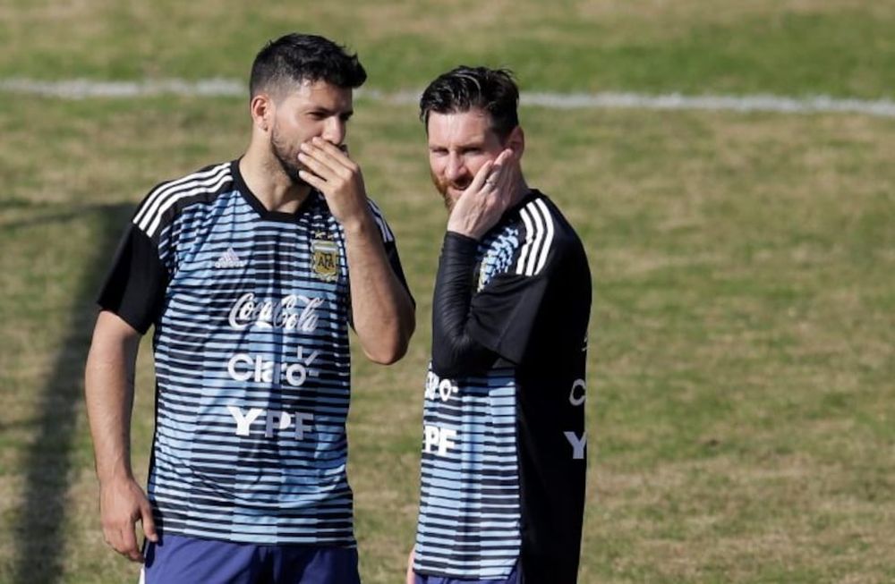 Sergio Agüero y Lionel Messi, compañeros en la Selección Argentina... ¿y ahora en Barcelona?