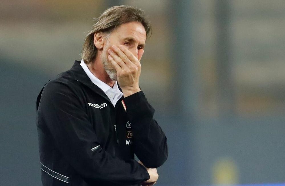 El Tigre asumió su responsabilidad como DT, tras la derrota contra argentina, por la gran cantidad de goles recibidos y baja productividad.