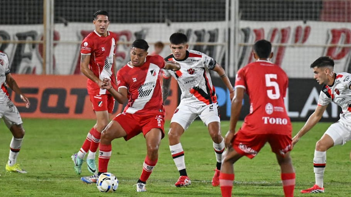 Deportivo Maipú se trajo una igualdad de Patronato, y salió momentáneamente del descenso