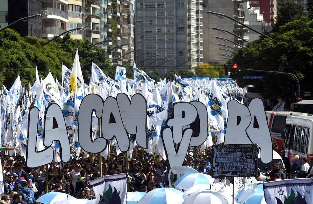 Andrés “Cuervo” Larroque, aseguró hoy que él y el espacio del que es parte tienen el objetivo de generar las condiciones necesarias para que Cristina Fernández de Kirchner pueda optar en 2023.